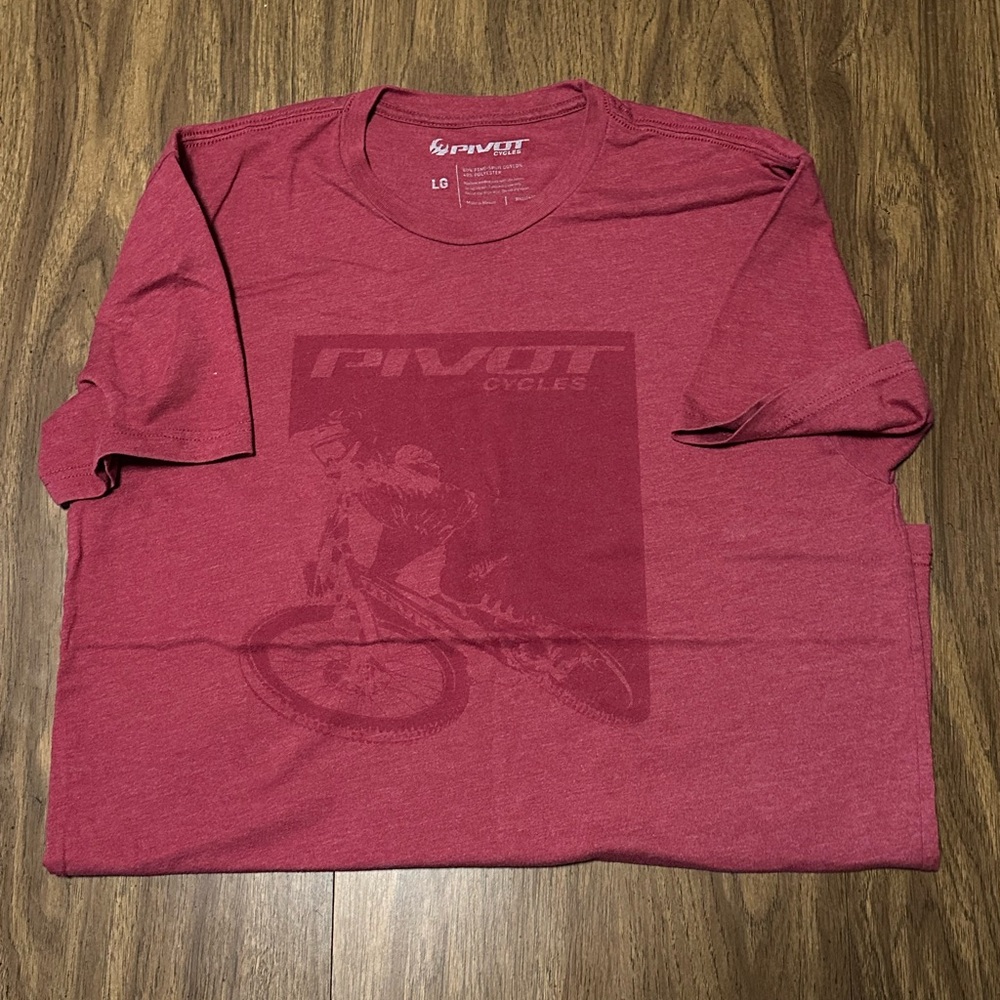Pivot MTBING Red Shirt